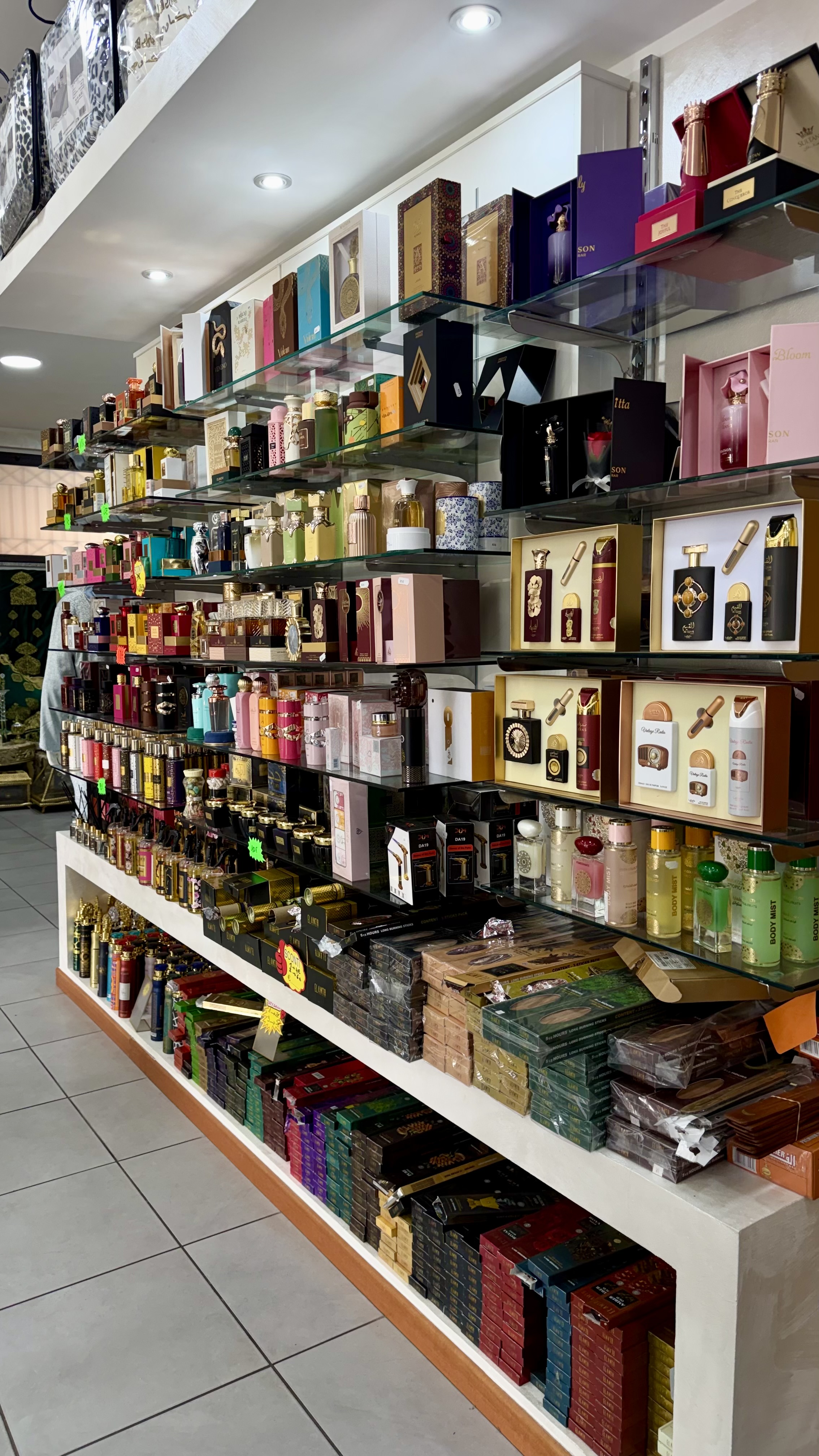 Profumi arabi in esposizione